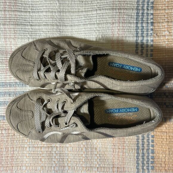 Skechers Womans Size 8 Taupe Madison Take A Walk Memory Foam Comfort Sneakers - Picture 2 of 9
